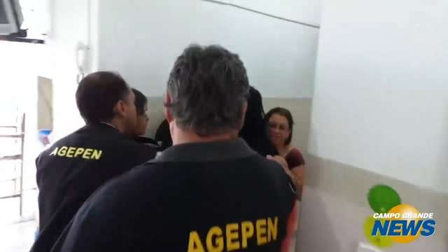 Agente é feita refém por detentas em presídio de Três Lagoas