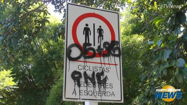 Prestes a terminar, reforma em parque tem queixas e já registra vandalismo