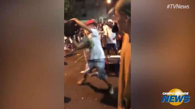 Pancadaria no Carnaval e acidente durante &#34;racha&#34; foram os vídeos mais vistos