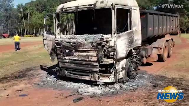 Guerrilha deixa rastro de destruição em fazenda onde brasileiro foi morto