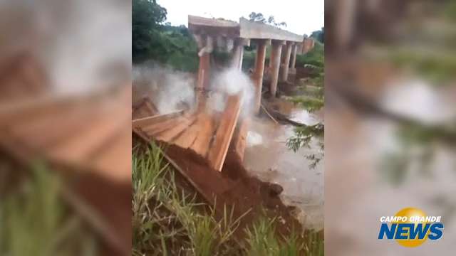 Pontes de concreto vão substituir as de madeira que caíram com chuvas