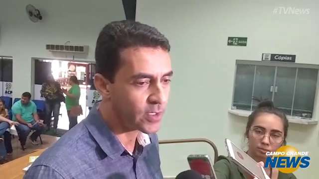 Presidente diz que professores precisam discutir Lei Harfouche