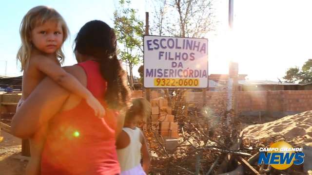 Sem comida, escola pede ajuda para não fechar as portas