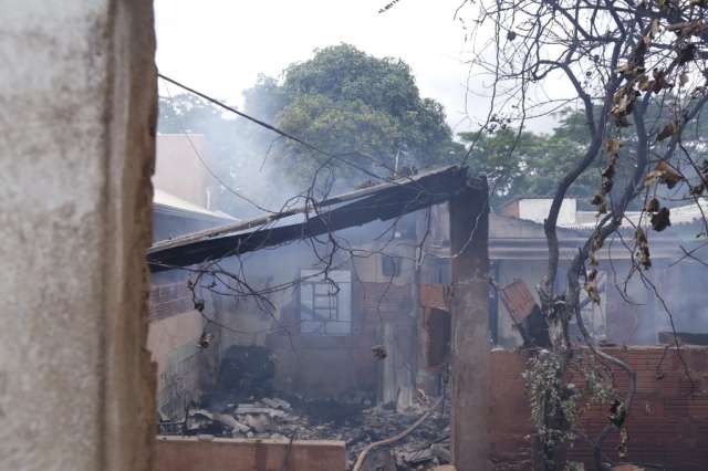 Incêndio em residência do Bairro Polonês