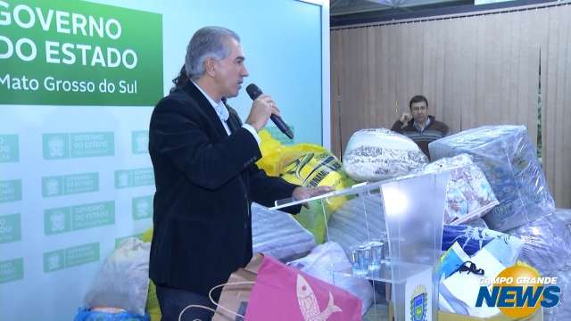 “Dia D” mobiliza servidores e governo em campanha do agasalho