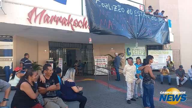 Sem-terra fazem protesto o Incra para destravar reforma agrária em MS