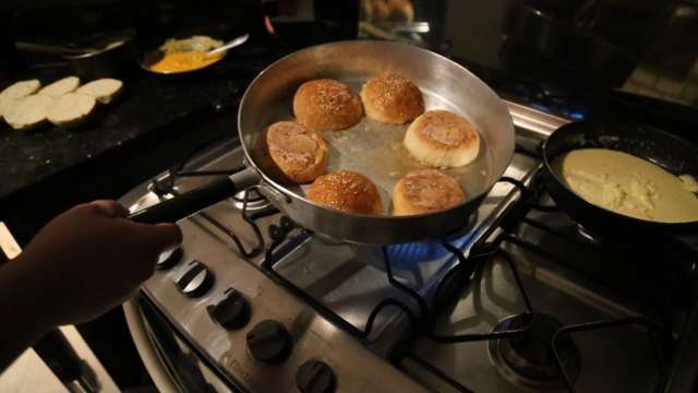 A modinha do gourmet passou, agora o lance é comida artesanal