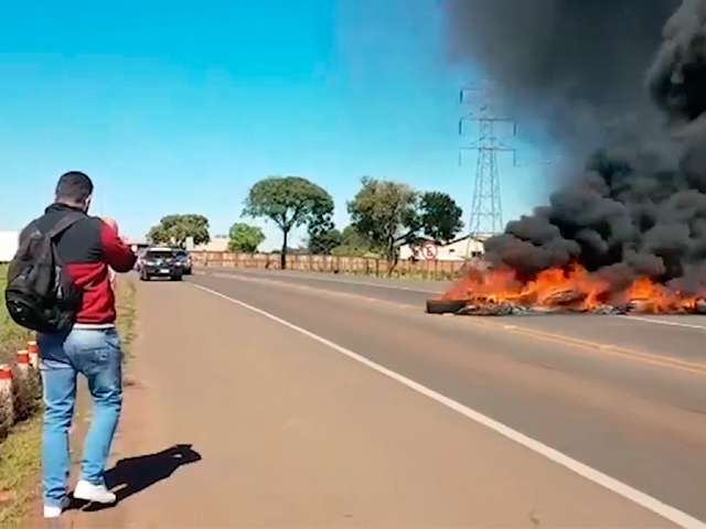 Greve dos caminhoneiros e idoso morrendo em frente à UPA são vídeos mais vistos