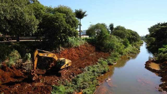 Máquinas começam as intervenções na Ernesto Geisel, aguardadas há anos