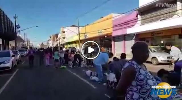 Fiéis se reúnem na 14 de julho para fazer os tapetes de Corpus Christi