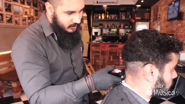 Transformação no sertanejo começa no cabelo e segue afinando rosto com a barba