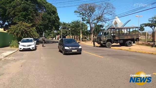 Operação do Exército assusta e deixa moradores surpresos com militares nas ruas