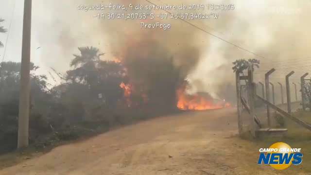 Foco de incêndio perto do posto da PRF em Corumbá