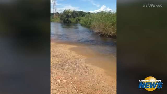 Cheia do Aquidauana e Miranda cobre parte da Estrada Parque