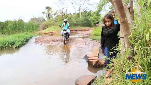 Cheia do Córrego Bálsamo compromete projeto social