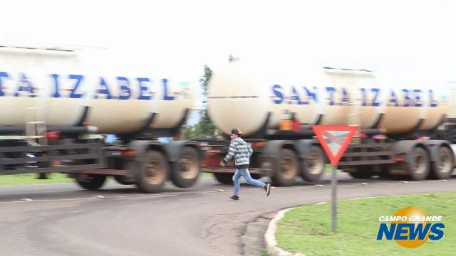 Itinerário de ônibus muda e coloca alunos em risco no Maria Aparecida Pedrossian