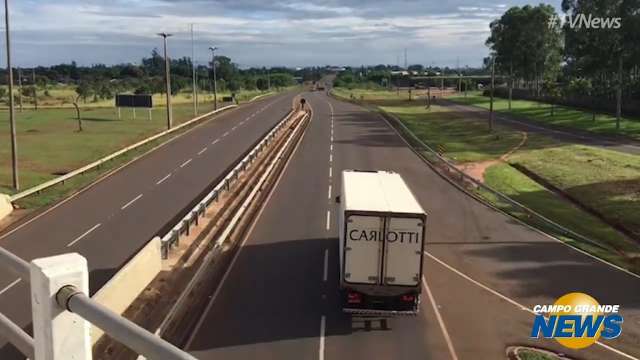 Feriadão tem restrição ao tráfego de veículos pesados nas rodovias