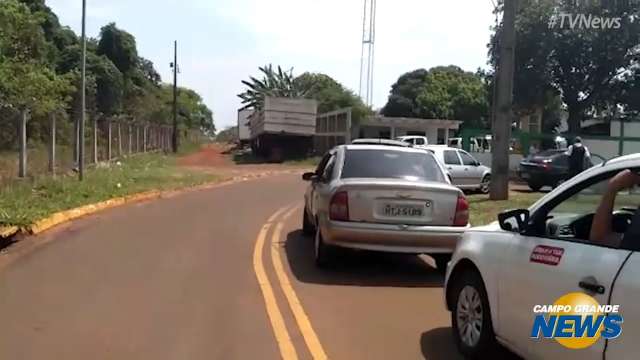 Fila no Detran para vistoria veicular