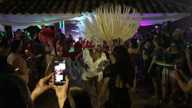 Na torcida por Carnaval feliz na Esplanada, Cordão Valu entra em clima de folia