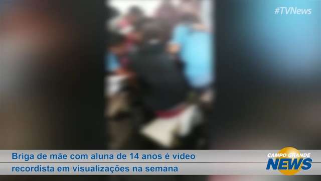 Briga de mãe com aluna de 14 anos é vídeo recordista em visualizações na semana