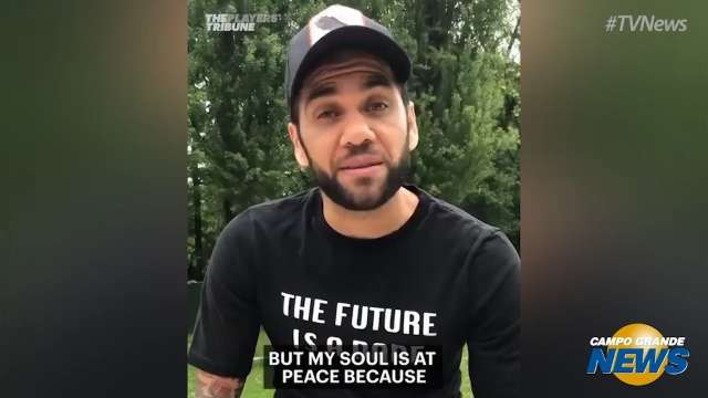 “Tentei fazer sempre o meu melhor”, diz Daniel Alves após corte da Seleção