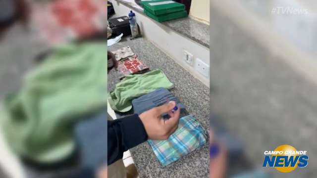 Policial usa reagente para testar roupas e encontra cocaína dissolvida