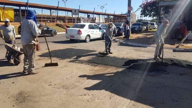 Comerciantes reclamam de obra em  &#34;única rua que não precisava&#34; de reparos