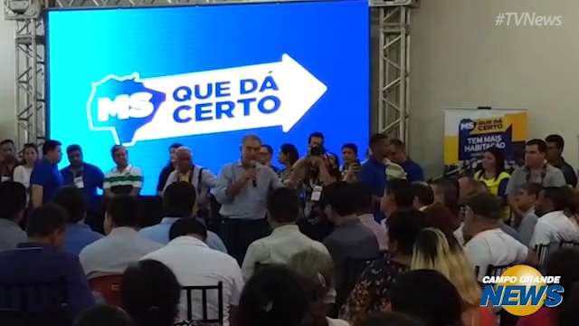 Reinaldo discursa no encontro regional do PSDB em Ivinhema