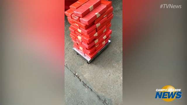 PRF apreende 217 kg de maconha em Fiesta