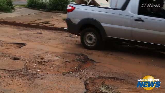 Com a Brilhante em obra, ruas do entorno têm problemas com movimento maior