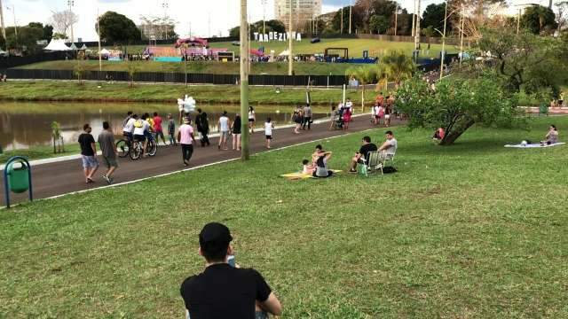 No Parque das Nações, festa de Thiaguinho faz galera sentir saudade de show free