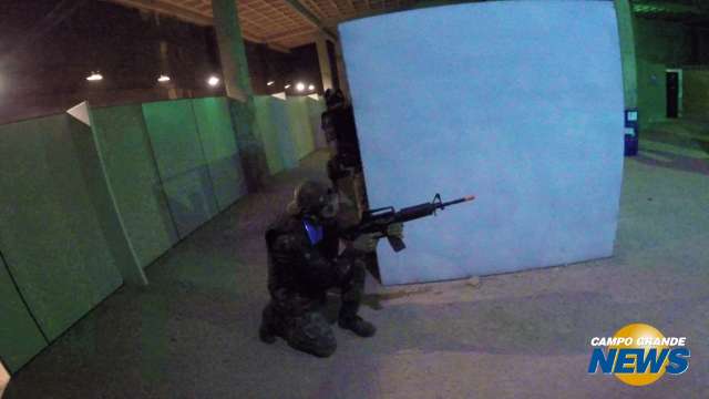 Com ação real na vida de quem curte games, Airsoft é a nova modinha da turma