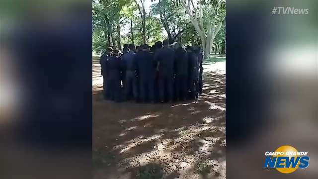 Treinamento da Guarda Civil Municipal com armas não letais