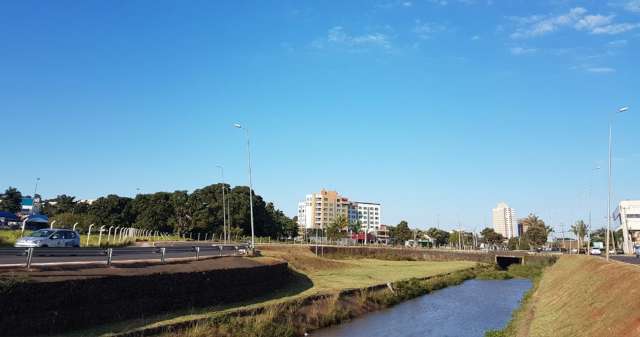 Vento, calor e tempo seco predominam no Estado; não há previsão de chuva