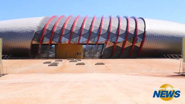 Com estrutura e tanques instalados, Aquário depende de acabamento