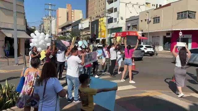 Família de Letícia protesta na 14 de julho