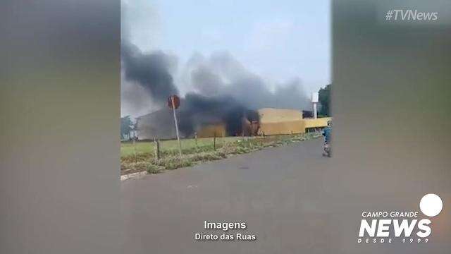 fogo em estabelecimento penal