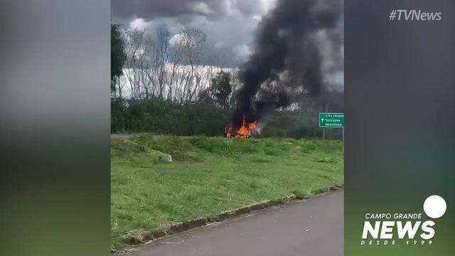 Vídeo mostra S10 sendo tomada por fogo na BR-163