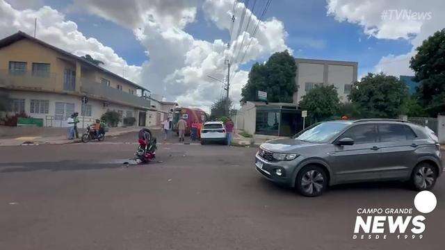 Trânsito em cruzamento da Rua Arthur Jorge, após acidente