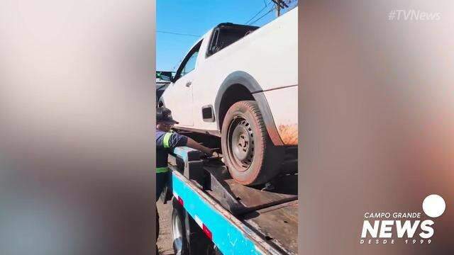 Vídeo mostra Saveiro sendo apreendida