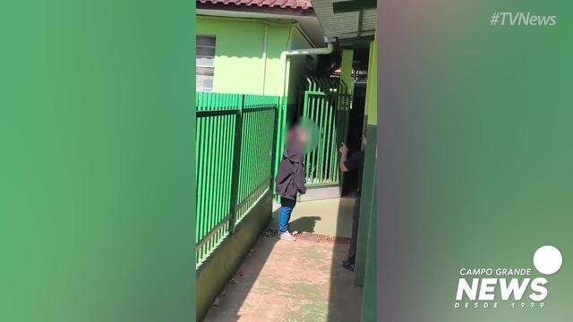 Confusão com faca dentro de pátio de escola