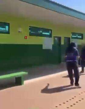 Confusão com faca dentro de pátio de escola