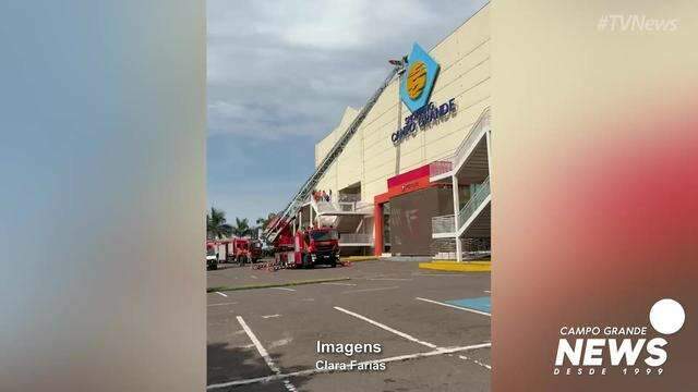 Simulação de incêndio no Shopping Campo Grande
