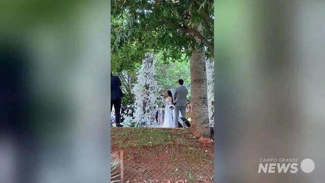 Maju Trindade prestigia casamento de cunhado, em Campo Grande