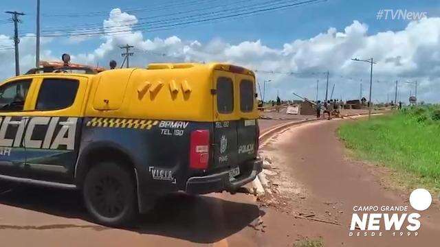 Indígenas fecharam a rodovia