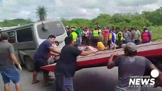 Acidente com pelo menos 7 mortos