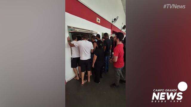 Movimentação no bazar do Cotolengo