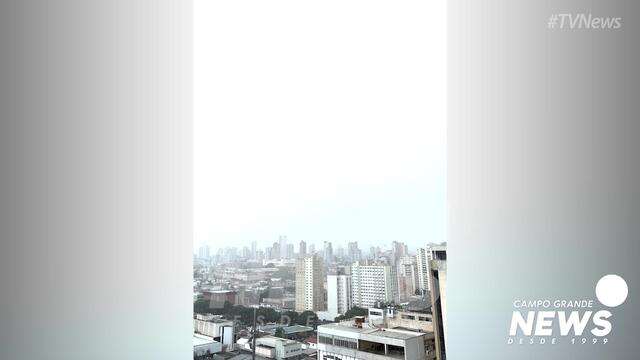 Regristro da chuva na região central de Campo Grande