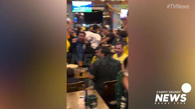 Torcida em bar da capital
