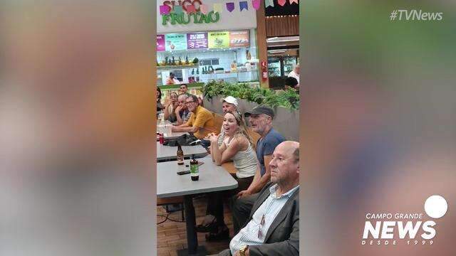 Entre brasileiros, inglês vive tensão por vaga na final da Copa